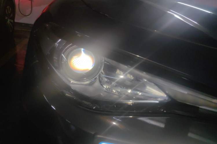 Used Alfa Romeo Giulia 2017 2.0T 200HP Elite Edition Right Front Headlight