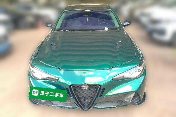 Used Alfa Romeo Giulia 2017 2.0T 280HP Luxury Edition Front