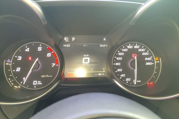 Used Alfa Romeo Giulia 2017 2.0T 280HP Luxury Edition Instrument Cluster
