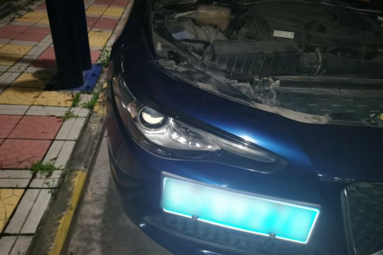 Used Alfa Romeo Giulia 2017 2.0T 200HP Luxury Edition Right Front Headlight