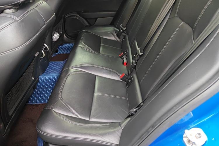 Used Alfa Romeo Giulia 2017 2.0T 200HP Luxury Edition Left Rear Seat