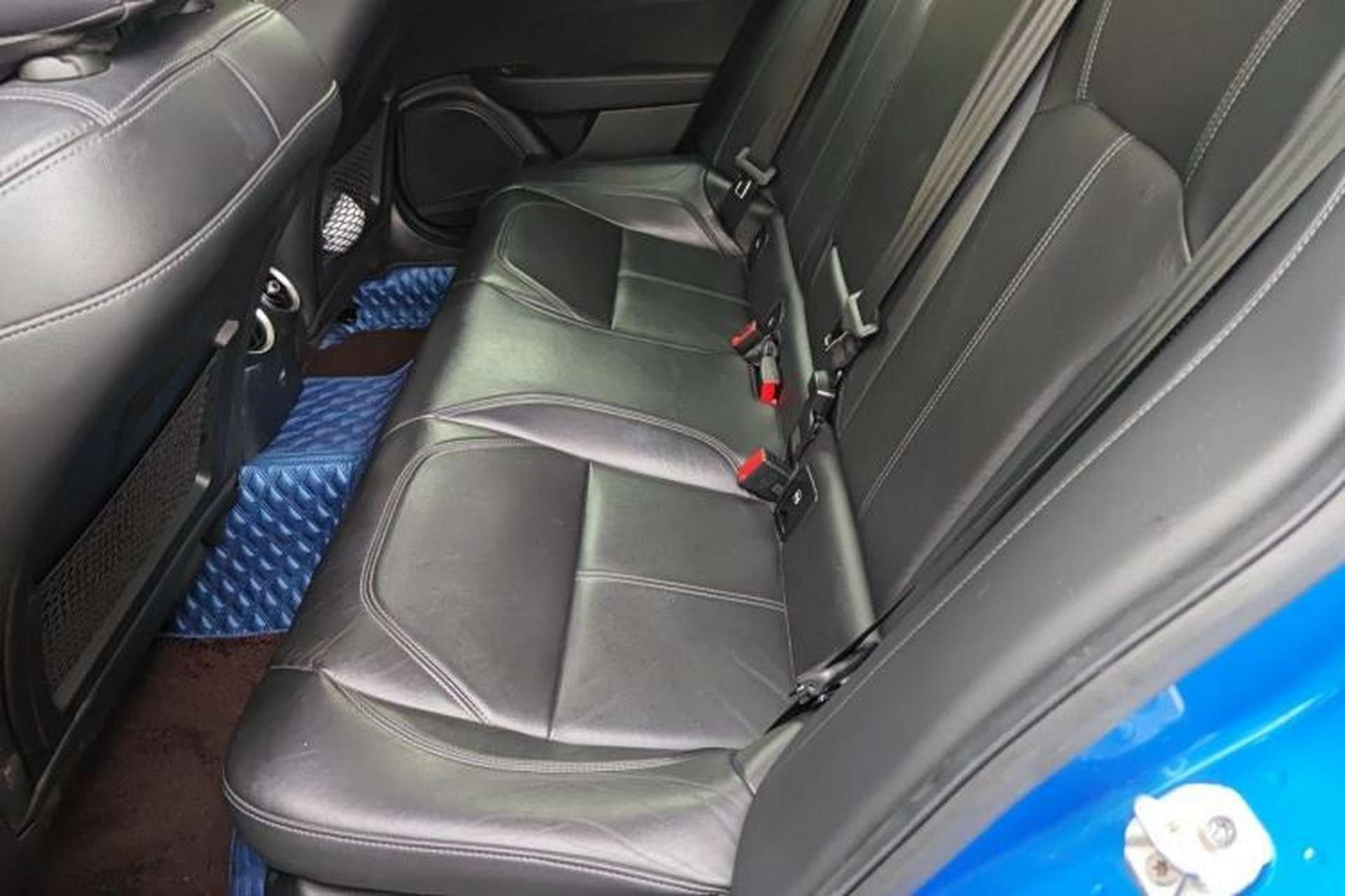 Used Alfa Romeo Giulia 2017 2.0T 200HP Luxury Edition Left Rear Seat
