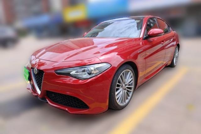 Used Alfa Romeo Giulia 2017 2.0T 280HP Luxury Sport Edition