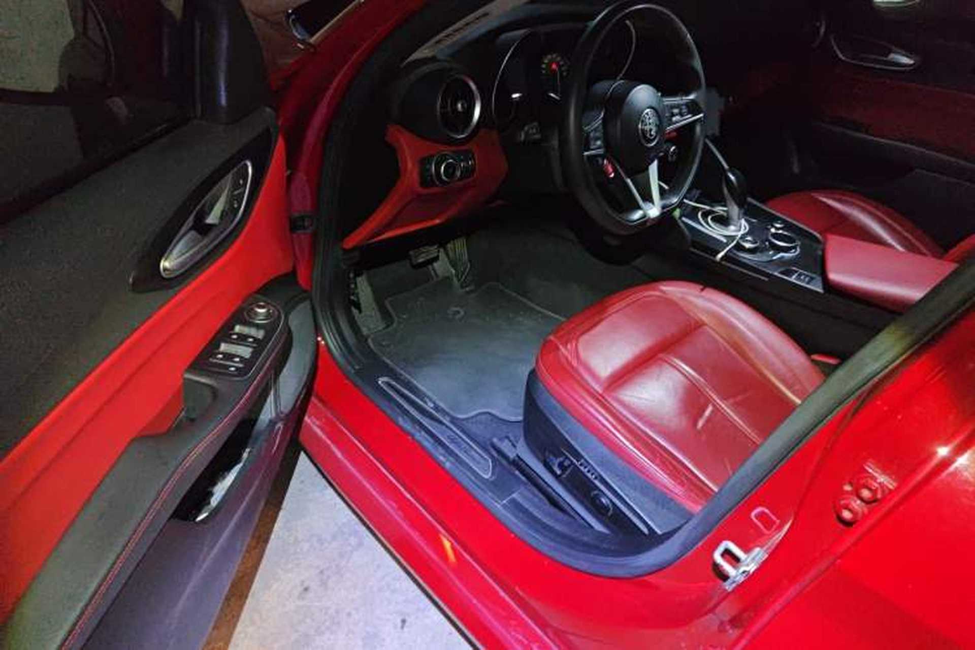 Used Alfa Romeo Giulia 2017 2.0T 200HP Elite Edition Driver Seat