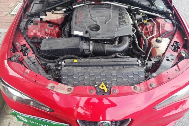 Used Alfa Romeo Giulia 2017 2.0T 280HP Luxury Sport Edition Engine Bay