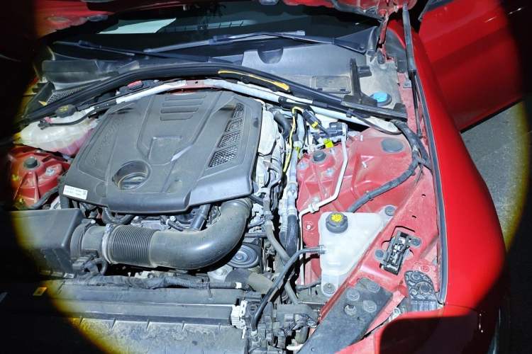 Used Alfa Romeo Giulia 2017 2.0T 200HP Elite Edition Engine Bay Left
