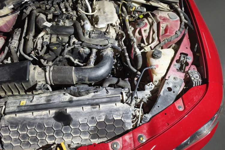 Used Alfa Romeo Giulia 2017 2.0T 200HP Elite Edition Engine Bay Left