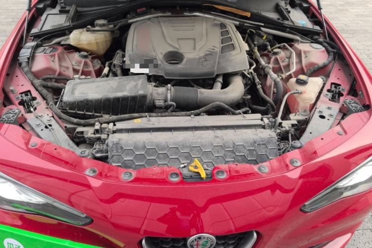 Used Alfa Romeo Giulia 2017 2.0T 200HP Luxury Edition Engine Bay