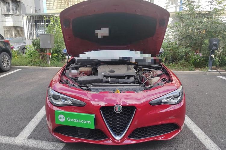 Used Alfa Romeo Giulia 2017 2.0T 280HP Luxury Edition Engine Bay