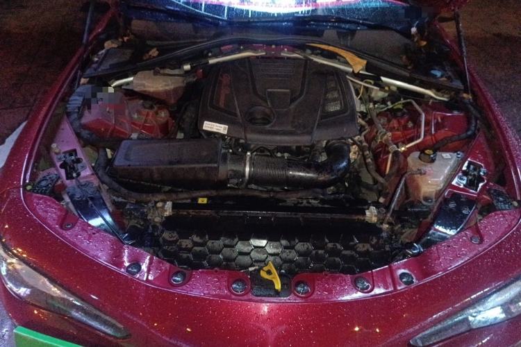 Used Alfa Romeo Giulia 2017 2.0T 280HP Milano Limited Edition Engine Bay