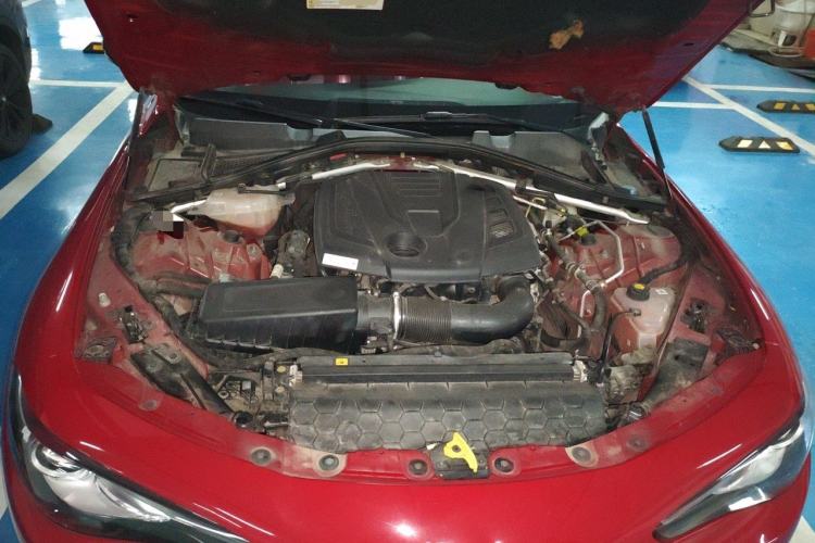 Used Alfa Romeo Giulia 2017 2.0T 200HP Elite Edition Engine Bay