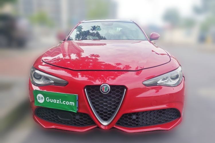 Used Alfa Romeo Giulia 2017 2.0T 280HP Luxury Sport Edition Front