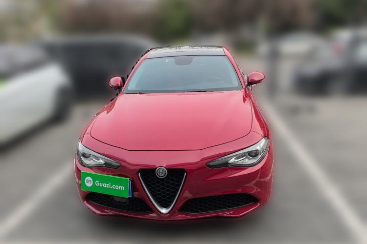 Used Alfa Romeo Giulia 2017 2.0T 200HP Luxury Edition Front