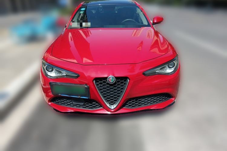 Used Alfa Romeo Giulia 2017 2.0T 280HP Luxury Edition Front