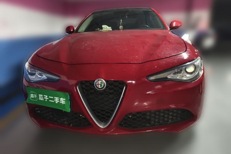 Used Alfa Romeo Giulia 2017 2.0T 200HP Elite Edition Front