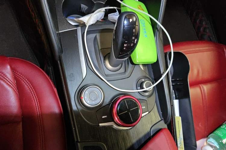 Used Alfa Romeo Giulia 2017 2.0T 200HP Elite Edition Gear Lever