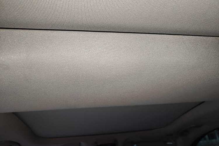 Used Alfa Romeo Giulia 2017 2.0T 280HP Luxury Edition Headliner