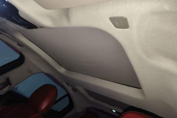 Used Alfa Romeo Giulia 2017 2.0T 200HP Elite Edition Headliner