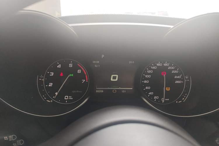 Used Alfa Romeo Giulia 2017 2.0T 200HP Luxury Edition Instrument Cluster