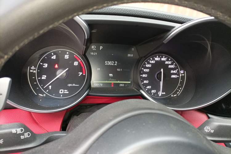 Used Alfa Romeo Giulia 2017 2.0T 280HP Luxury Edition Instrument Cluster