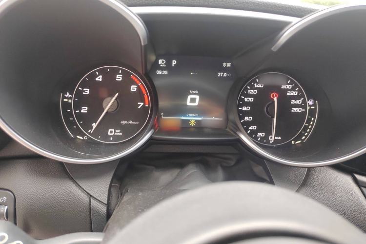 Used Alfa Romeo Giulia 2017 2.0T 280HP Luxury Edition Instrument Cluster