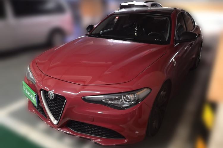 Used Alfa Romeo Giulia 2017 2.0T 200HP Luxury Edition Guazi used car, China used car export, Used car for sale, Used  cars, Cheapest cars for sale
