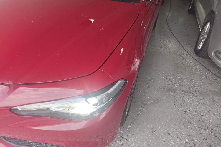 Used Alfa Romeo Giulia 2017 2.0T 200HP Luxury Edition Left Front Headlight
