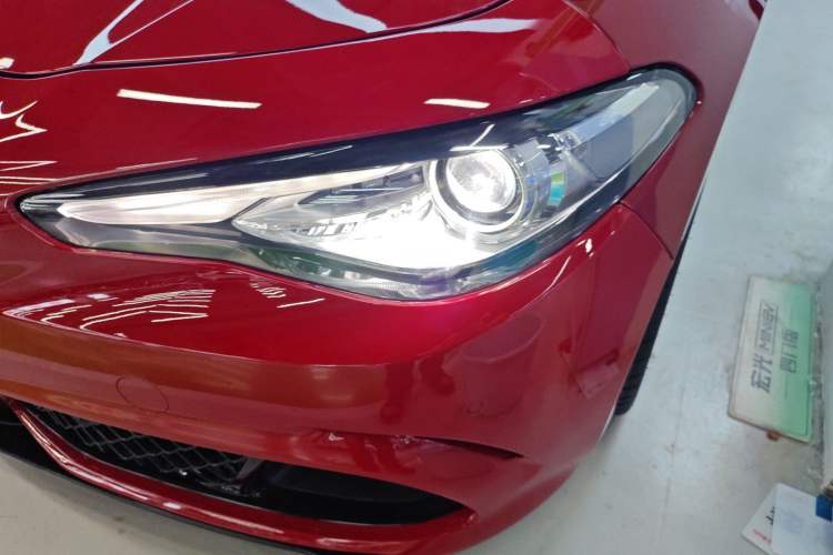 Used Alfa Romeo Giulia 2017 2.0T 280HP Luxury Sport Edition Left Front Headlight