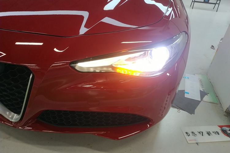 Used Alfa Romeo Giulia 2017 2.0T 280HP Luxury Edition Left Front Headlight