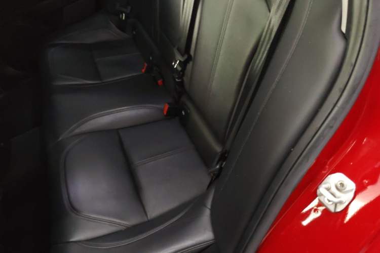 Used Alfa Romeo Giulia 2017 2.0T 280HP Luxury Edition Left Rear Seat