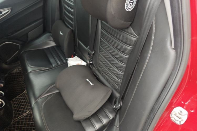 Used Alfa Romeo Giulia 2017 2.0T 280HP Milano Limited Edition Left Rear Seat