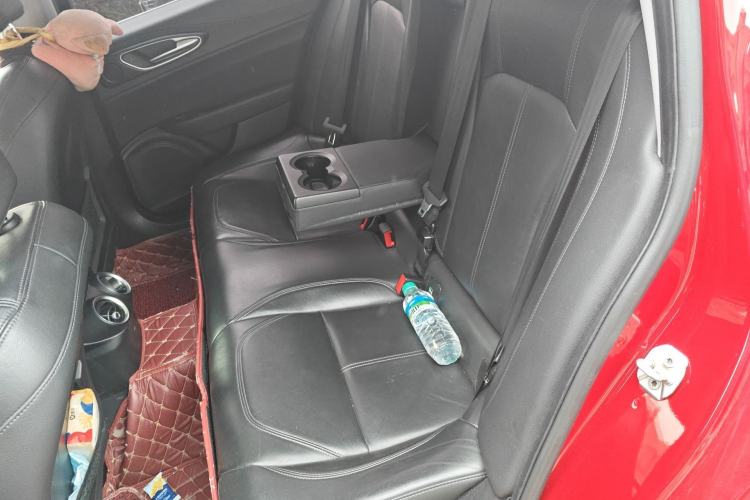 Used Alfa Romeo Giulia 2017 2.0T 200HP Luxury Edition Left Rear Seat