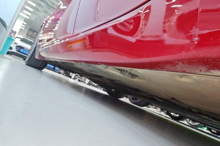 Used Alfa Romeo Giulia 2017 2.0T 280HP Luxury Sport Edition Left Side Sill