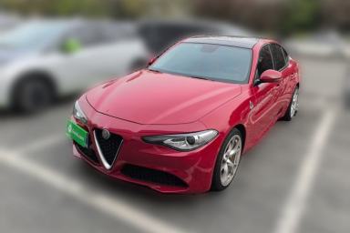 Used Alfa Romeo Giulia 2017 2.0T 200HP Luxury Edition