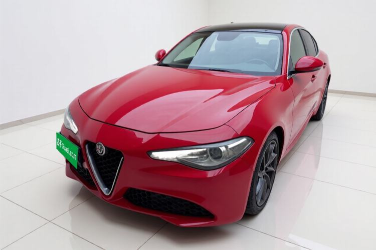 Used Alfa Romeo Giulia 2017 2.0T 280HP Luxury Edition Guazi used car, China used car export, Used car for sale, Used  cars, Cheapest cars for sale