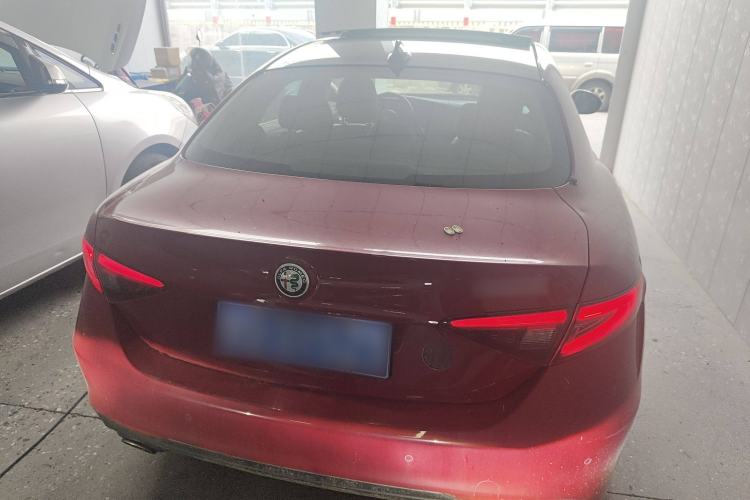 Used Alfa Romeo Giulia 2017 2.0T 200HP Luxury Edition Rear