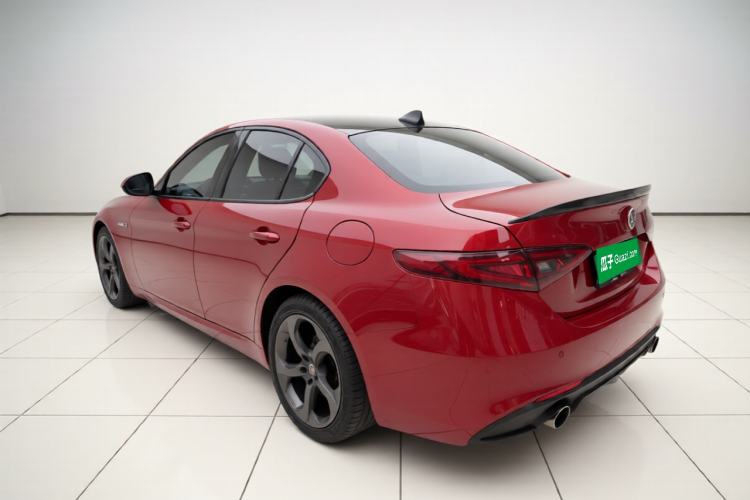 Used Alfa Romeo Giulia 2017 2.0T 280HP Milano Limited Edition Rear Left 45 Deg