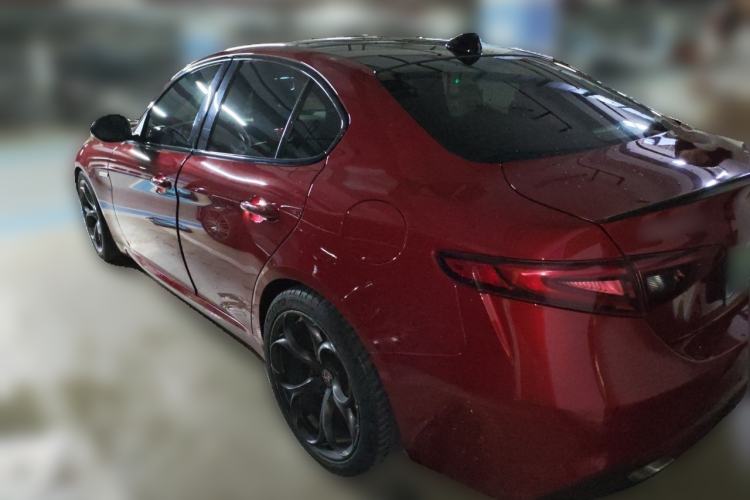 Used Alfa Romeo Giulia 2017 2.0T 280HP Milano Limited Edition Rear Left 45 Deg