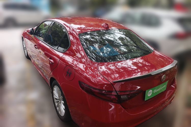 Used Alfa Romeo Giulia 2017 2.0T 200HP Elite Edition Rear Left 45 Deg