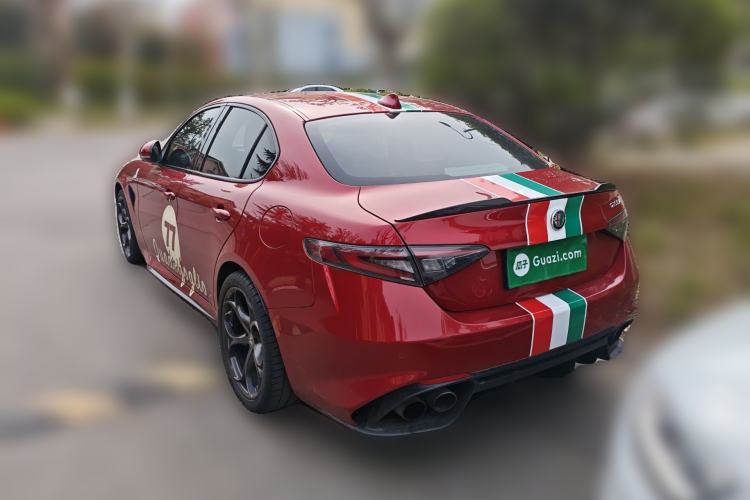 Used Alfa Romeo Giulia 2017 2.9T 510HP Four-Leaf Clover Edition Rear Left 45 Deg