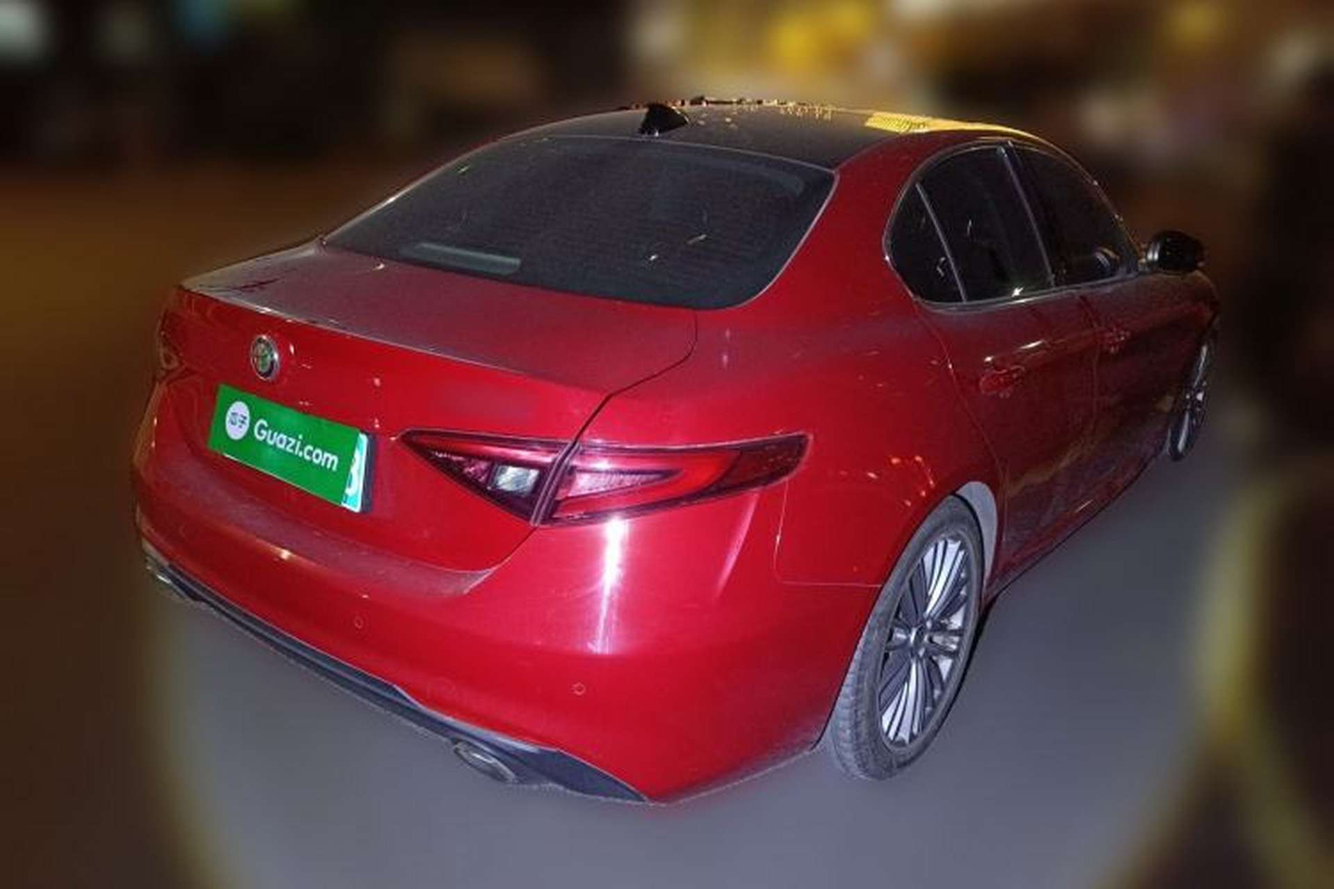 Used Alfa Romeo Giulia 2017 2.0T 280HP Luxury Edition Rear Right 45 Deg
