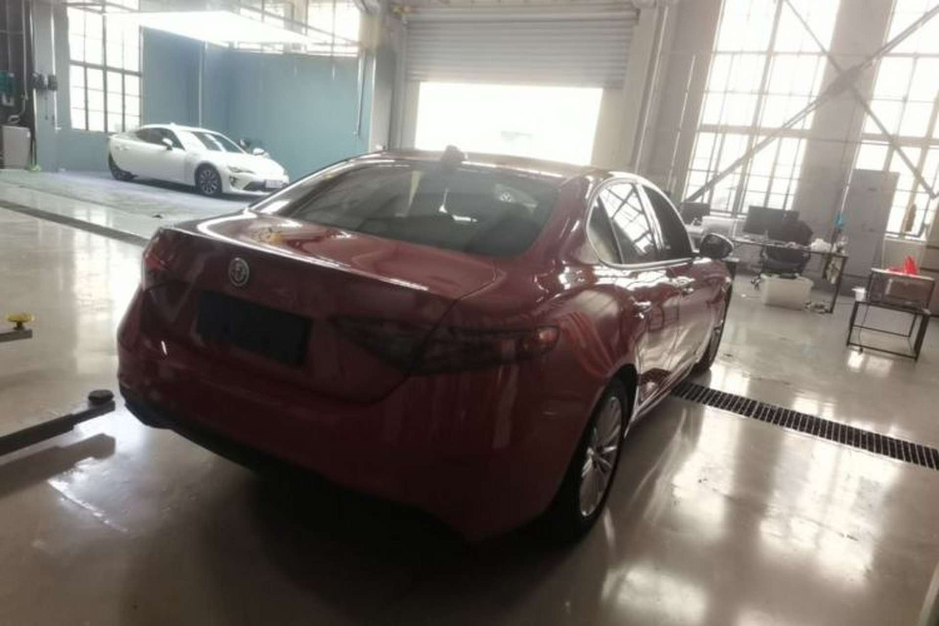 Used Alfa Romeo Giulia 2017 2.0T 200HP Elite Edition Rear Right 45 Deg