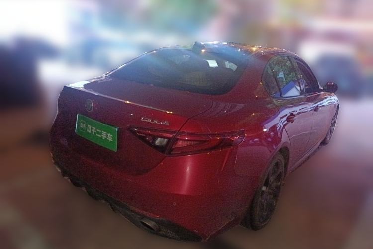 Used Alfa Romeo Giulia 2017 2.0T 280HP Milano Limited Edition Rear Right 45 Deg