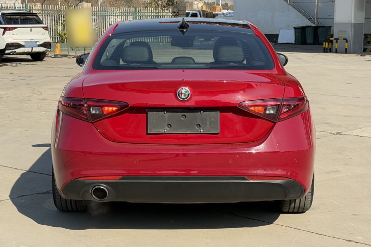 Used Alfa Romeo Giulia 2017 2.0T 200HP Luxury Edition Rear