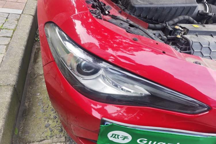 Used Alfa Romeo Giulia 2017 2.0T 280HP Luxury Sport Edition Right Front Headlight