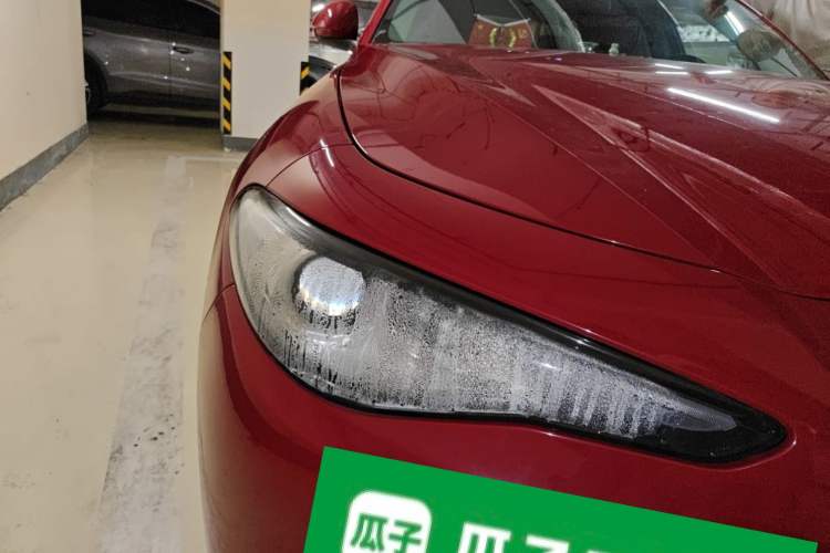 Used Alfa Romeo Giulia 2017 2.0T 200HP Elite Edition Right Front Headlight