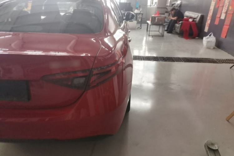 Used Alfa Romeo Giulia 2017 2.0T 200HP Elite Edition Right Rear Taillight