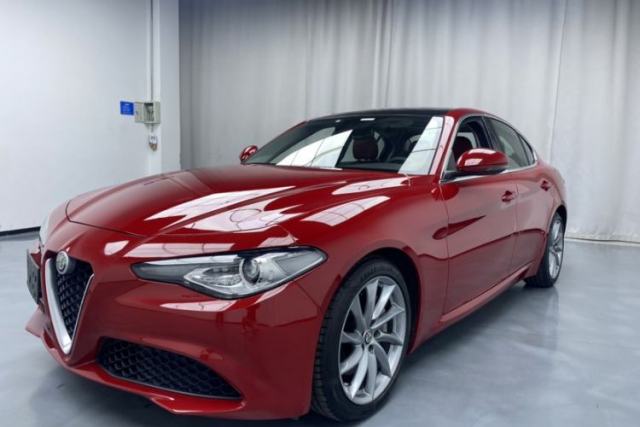 Used Alfa Romeo Giulia 2017 2.0T 280HP Luxury Edition