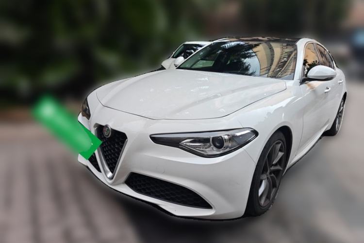 Used Alfa Romeo Giulia 2017 2.0T 200HP Luxury Edition Guazi used car, China used car export, Used car for sale, Used  cars, Cheapest cars for sale