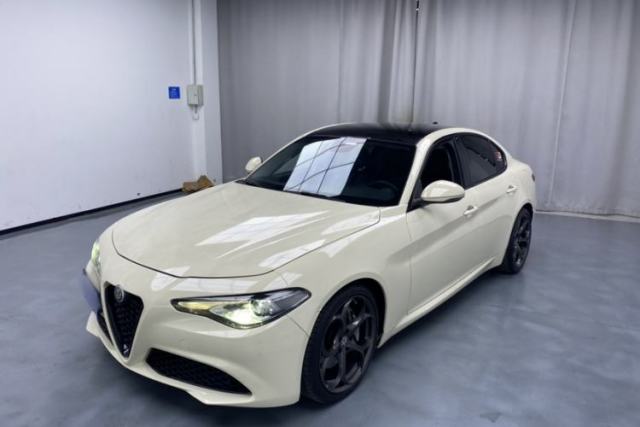 Used Alfa Romeo Giulia 2017 2.0T 280HP Luxury Edition